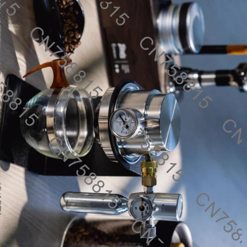 handle, pressure extraction,coffee machine, pneumatic coffee machine,small household,Portable espresso machine
handle, pressure extraction,coffee machine, pneumatic coffee machine,small household,Portable espresso machine