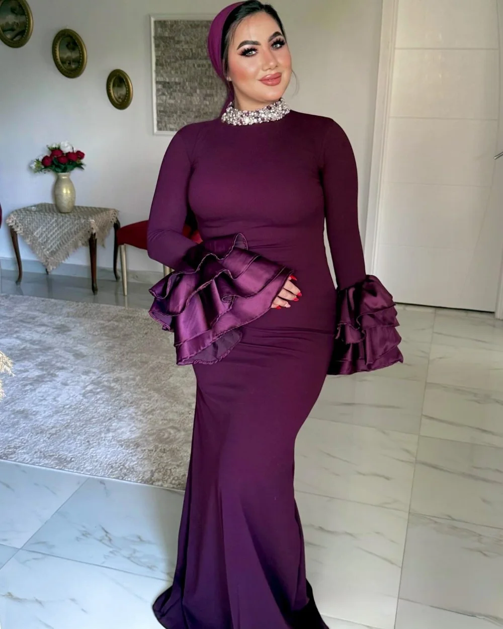 Customized Jersey Beading Ruffle Sheath High Collar Long Dresses Bespoke Occasion Evening Party Classic Formal Elegant
Customized Jersey Beading Ruffle Sheath High Collar Long Dresses Bespoke Occasion Evening Party Classic Formal Elegant