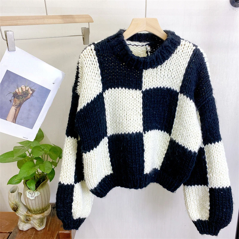 Women Plaid Crew-neck Warm Thin Hand-knit Chunky Sweater 2024 New In Retro Chic Top
Women Plaid Crew-neck Warm Thin Hand-knit Chunky Sweater 2024 New In Retro Chic Top