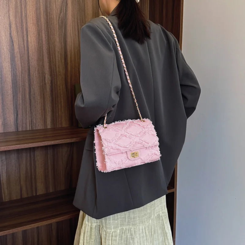 2025 Quilted Denim Satchel, Detachable Chain Strap & Flap Closure for Timeless French Girl Aesthetic
2025 Quilted Denim Satchel, Detachable Chain Strap & Flap Closure for Timeless French Girl Aesthetic