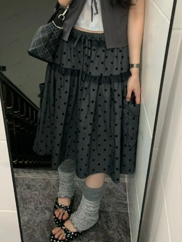 2000 Эстетический серый дизайн Юбка в горошек Женские новые американские ретро милые юбки Женские трапециевидные кружевные корейские популярные одежды
2000 Эстетический серый дизайн Юбка в горошек Женские новые американские ретро милые юбки Женские трапециевидные кружевные корейские популярные одежды
