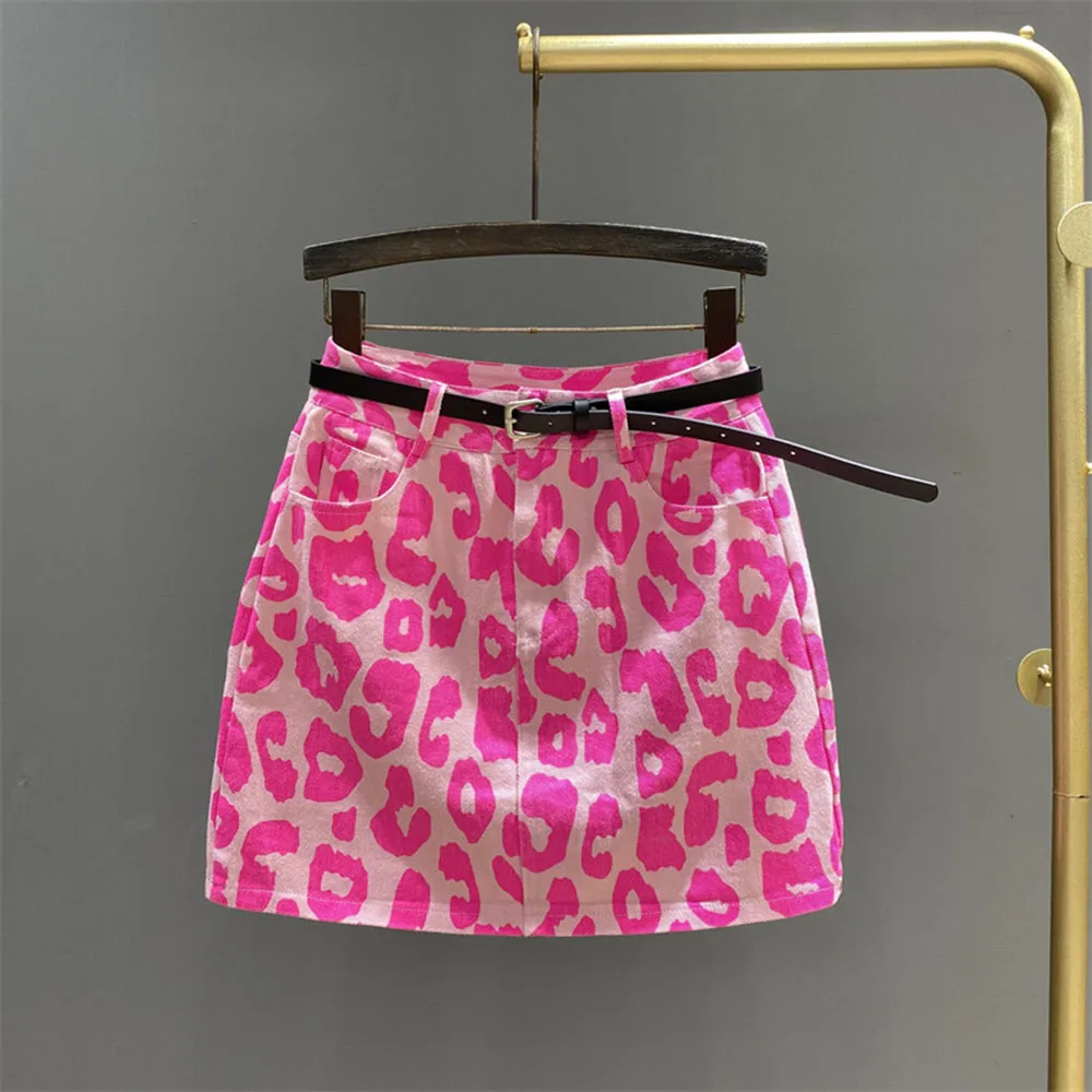 Hot Selling New Fashion Leopard Print Denim Skirt High Waist A Line Mini Skirt Spring Summer Casual Ladies Denim Skirts
Hot Selling New Fashion Leopard Print Denim Skirt High Waist A Line Mini Skirt Spring Summer Casual Ladies Denim Skirts