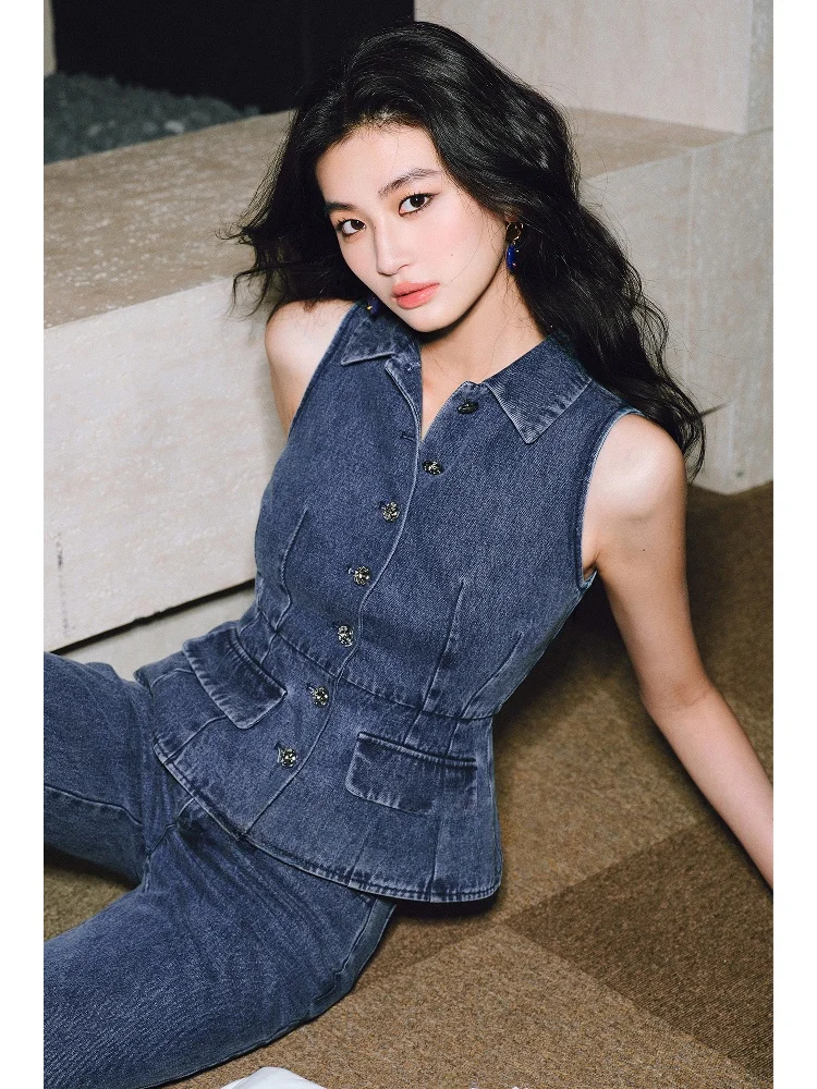 WANGXO Denim Set High Cotton Content Gingham Waist Cinched Vest And Micro Flare Pants Collar Button Wear Vintage Style
WANGXO Denim Set High Cotton Content Gingham Waist Cinched Vest And Micro Flare Pants Collar Button Wear Vintage Style