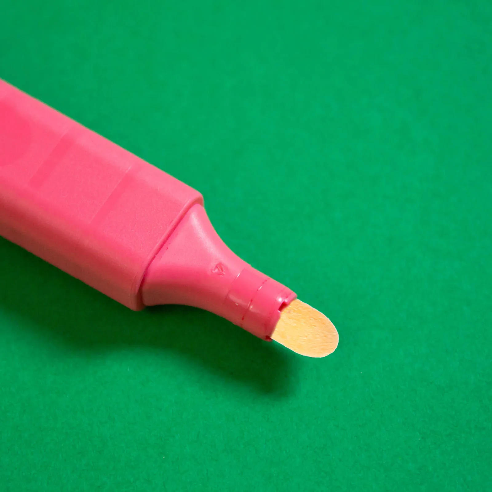 50Pcs Paint Marker Nibs Replacement Durable Smooth Practical for Students Teachers Acrylic Pen Tips Paint Pen Nibs
50Pcs Paint Marker Nibs Replacement Durable Smooth Practical for Students Teachers Acrylic Pen Tips Paint Pen Nibs