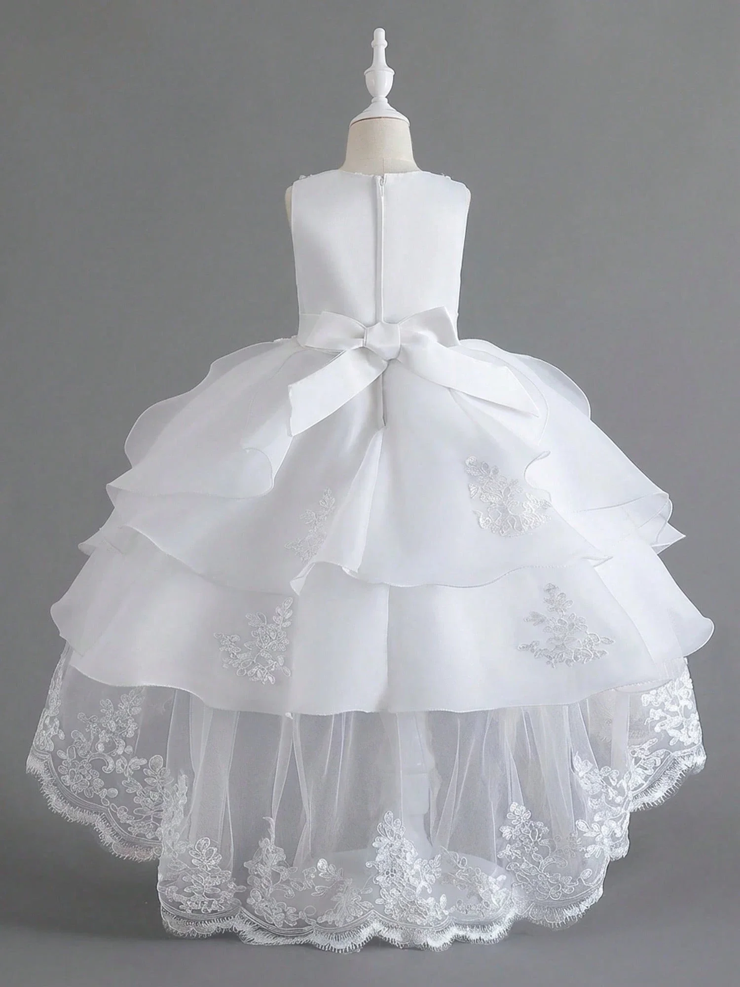 Tulle Lace Flower Girl Dress With Bow Back For Wedding Pageant Elegant Customized New Formal First Communion Dress New
Tulle Lace Flower Girl Dress With Bow Back For Wedding Pageant Elegant Customized New Formal First Communion Dress New