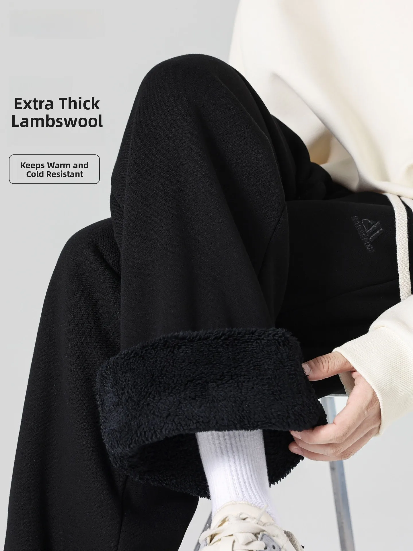 Lamb Velvet Hooded Pants Men's Autumn Winter Loose Straight Leg Thiened Casual Long Trousers Faionable Warmth Loing
Lamb Velvet Hooded Pants Men's Autumn Winter Loose Straight Leg Thiened Casual Long Trousers Faionable Warmth Loing