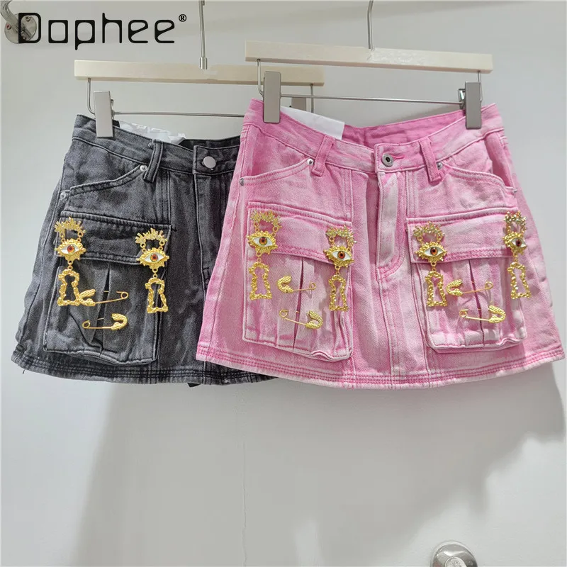 2026 Summer New Personalized Pocket Metal Decoration Denim Tooling Hip Skirt Women's Versatile A-line Black Skirt
2026 Summer New Personalized Pocket Metal Decoration Denim Tooling Hip Skirt Women's Versatile A-line Black Skirt