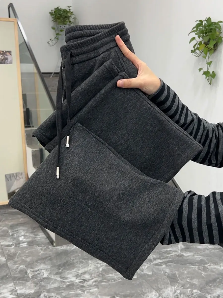 Женские брюки Slim Fit на осень-зиму с высокой талией, эластичным поясом, из бархатистой ткани, расклешенные, повседневные, длинные
Женские брюки Slim Fit на осень-зиму с высокой талией, эластичным поясом, из бархатистой ткани, расклешенные, повседневные, длинные