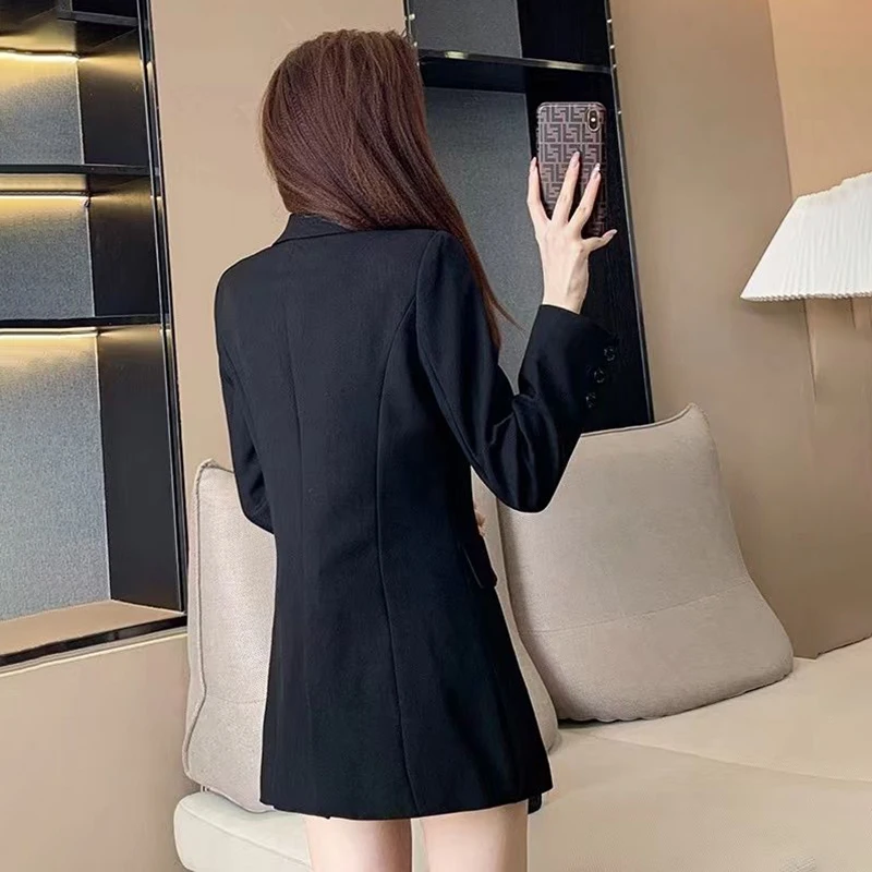 Черный пиджак Advanced Sense, верхняя одежда, женские топы, весна-осень 2026, новая мода, шикарный повседневный пиджак средней длины с узкой талией
Черный пиджак Advanced Sense, верхняя одежда, женские топы, весна-осень 2026, новая мода, шикарный повседневный пиджак средней длины с узкой талией