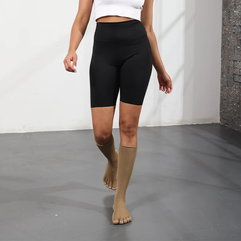 Обувь с высокой талией и пятью пальцами, полный вязаный верх, подошва TPR, удобная и дышащая женская обувь 
Обувь с высокой талией и пятью пальцами, полный вязаный верх, подошва TPR, удобная и дышащая женская обувь