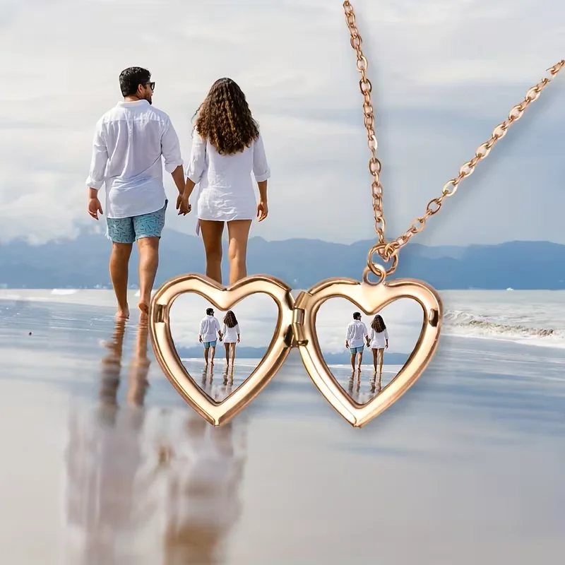 Customised heart necklace with a personalised image, printed on both sides, exquisite and unique, perfect for gifting
Customised heart necklace with a personalised image, printed on both sides, exquisite and unique, perfect for gifting