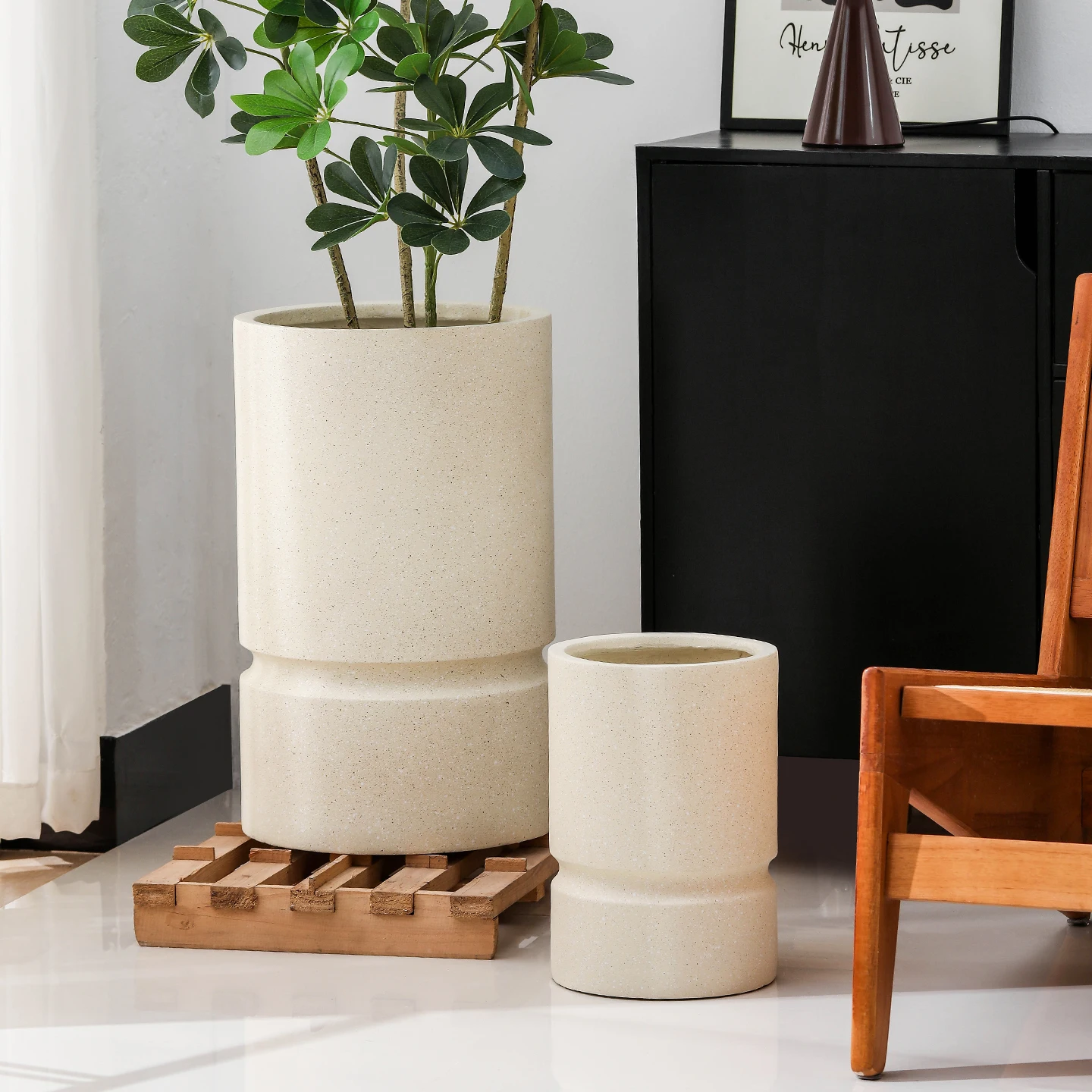 High-Tube Simple Modern Magnesium Clay Plant Pots Floor Standing Lemon Tree Soft Decorative Furniture Happiness Tre...
High-Tube Simple Modern Magnesium Clay Plant Pots Floor Standing Lemon Tree Soft Decorative Furniture Happiness Tre...