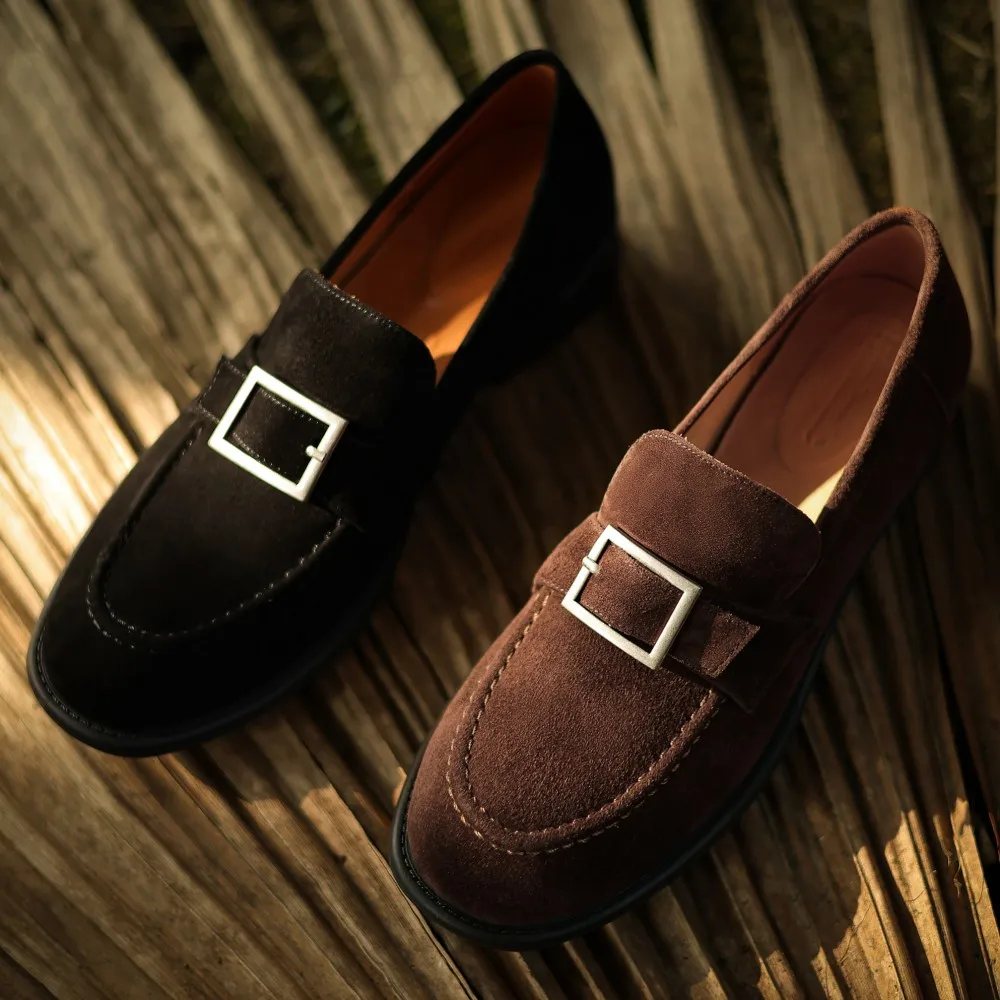 Women's natural suede leather round toe slip-on flats loafers metal buckle casual female moccasins daily shoes for women 2024
Women's natural suede leather round toe slip-on flats loafers metal buckle casual female moccasins daily shoes for women 2024