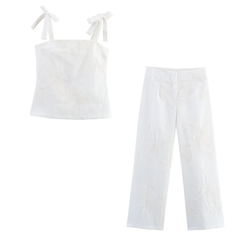 Women's suit New Summer 2025 White Camisole Wide-leg Pants Set Embroidered Trim Sexy Casual Personality Fashion
Women's suit New Summer 2025 White Camisole Wide-leg Pants Set Embroidered Trim Sexy Casual Personality Fashion