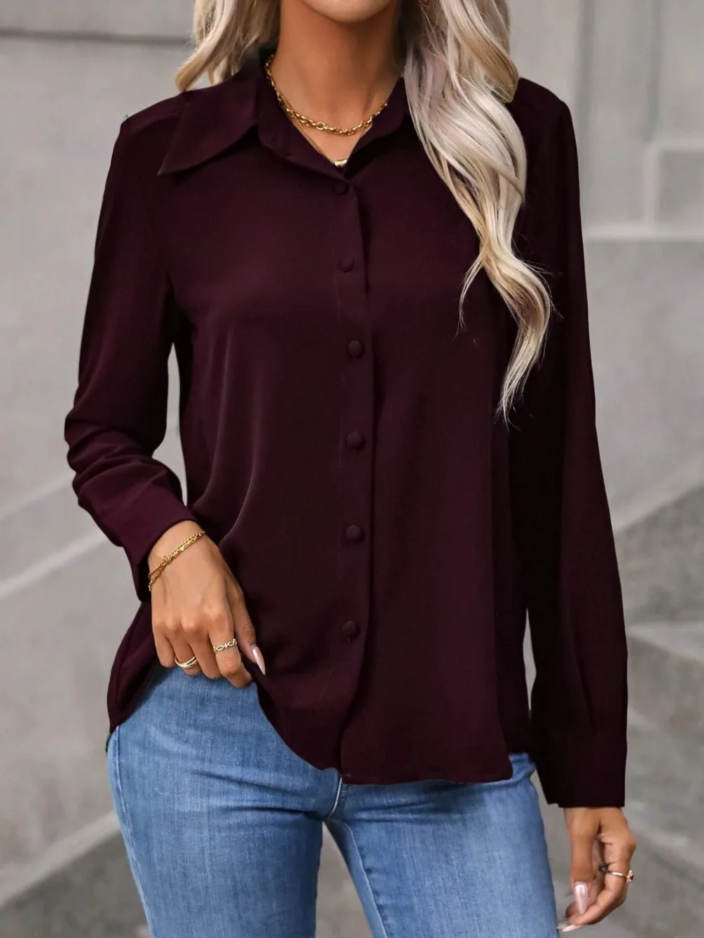 Женская рубашка с длинным рукавом в стиле бизнес-кэжуал, свободного кроя, на пуговицах, для офиса и повседневной носки, модная, цвета красного вина, из полиэфирного волокна
Женская рубашка с длинным рукавом в стиле бизнес-кэжуал, свободного кроя, на пуговицах, для офиса и повседневной носки, модная, цвета красного вина, из полиэфирного волокна