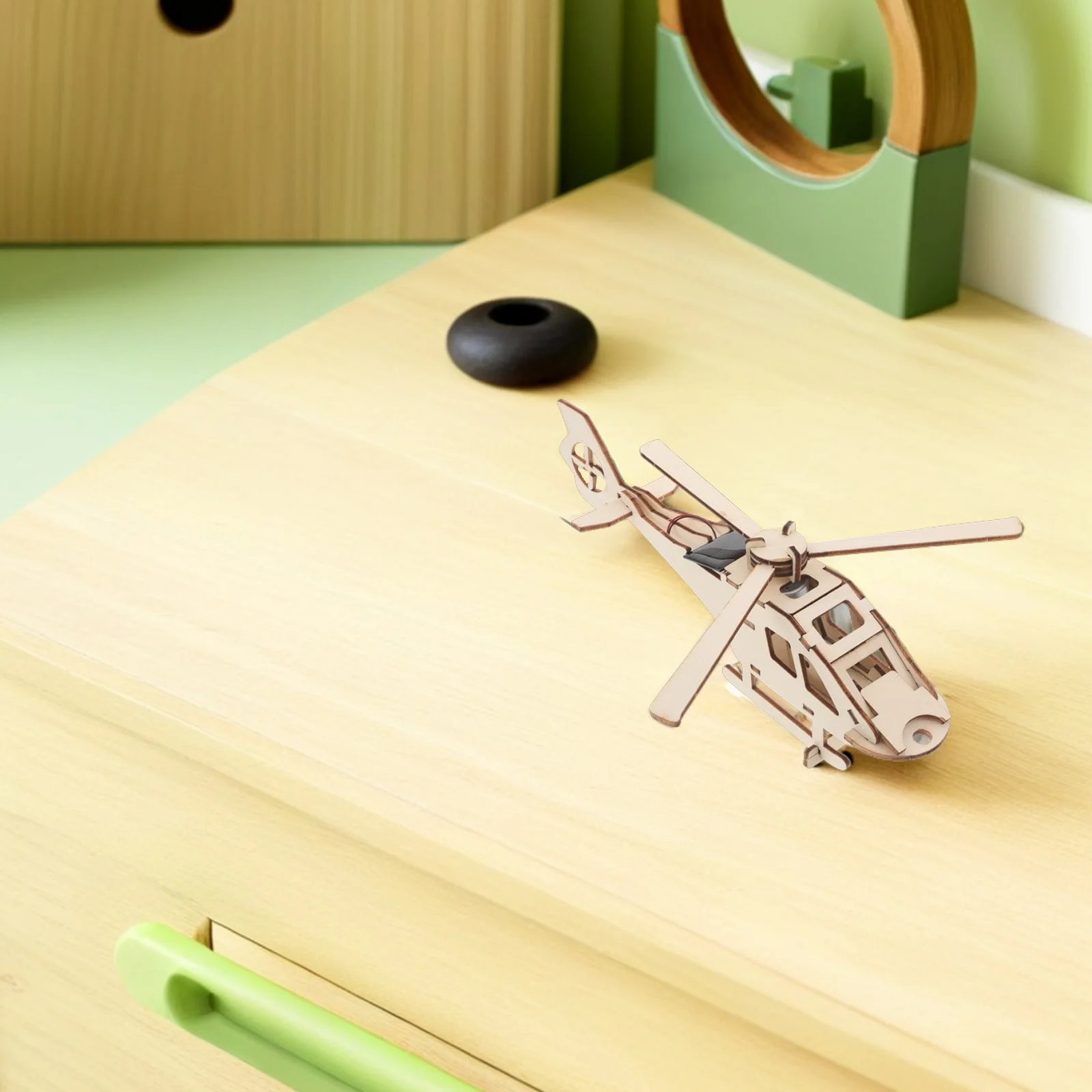 1Set Solar Helicopter Wooden Kit DIY Assembly Science Experiment Educational Engineering Construction Science Project
1Set Solar Helicopter Wooden Kit DIY Assembly Science Experiment Educational Engineering Construction Science Project