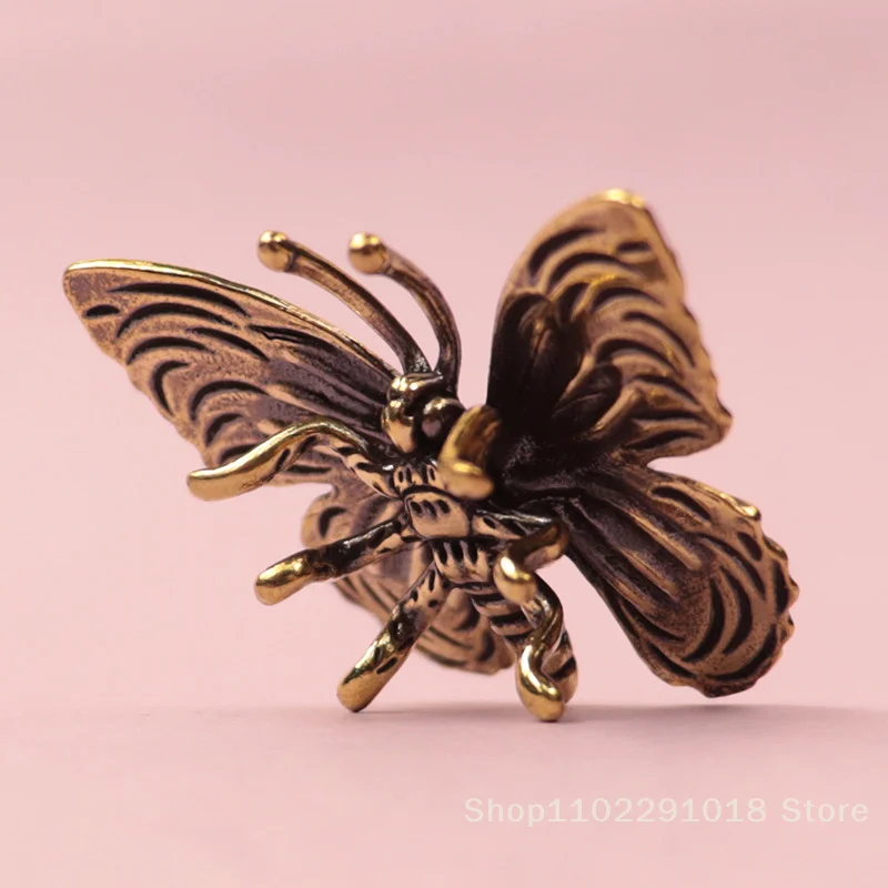 Antique Copper Insect Statue Home Decoration Craft Accessories Solid Pure Brass Butterfly Figurines Miniatures Home Decor
Antique Copper Insect Statue Home Decoration Craft Accessories Solid Pure Brass Butterfly Figurines Miniatures Home Decor