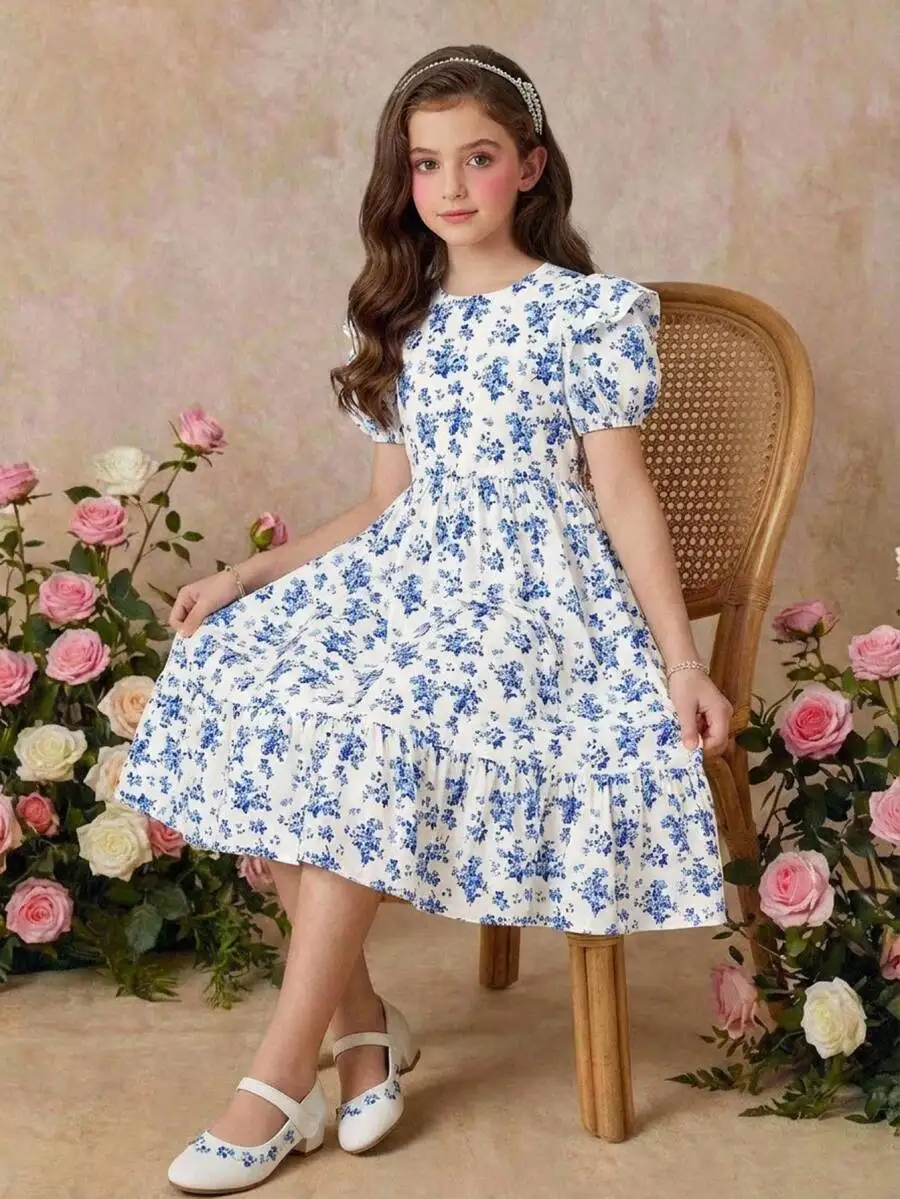 Blue And White Floral Print Ruched Flare Dress With Puff Sleeves
Blue And White Floral Print Ruched Flare Dress With Puff Sleeves