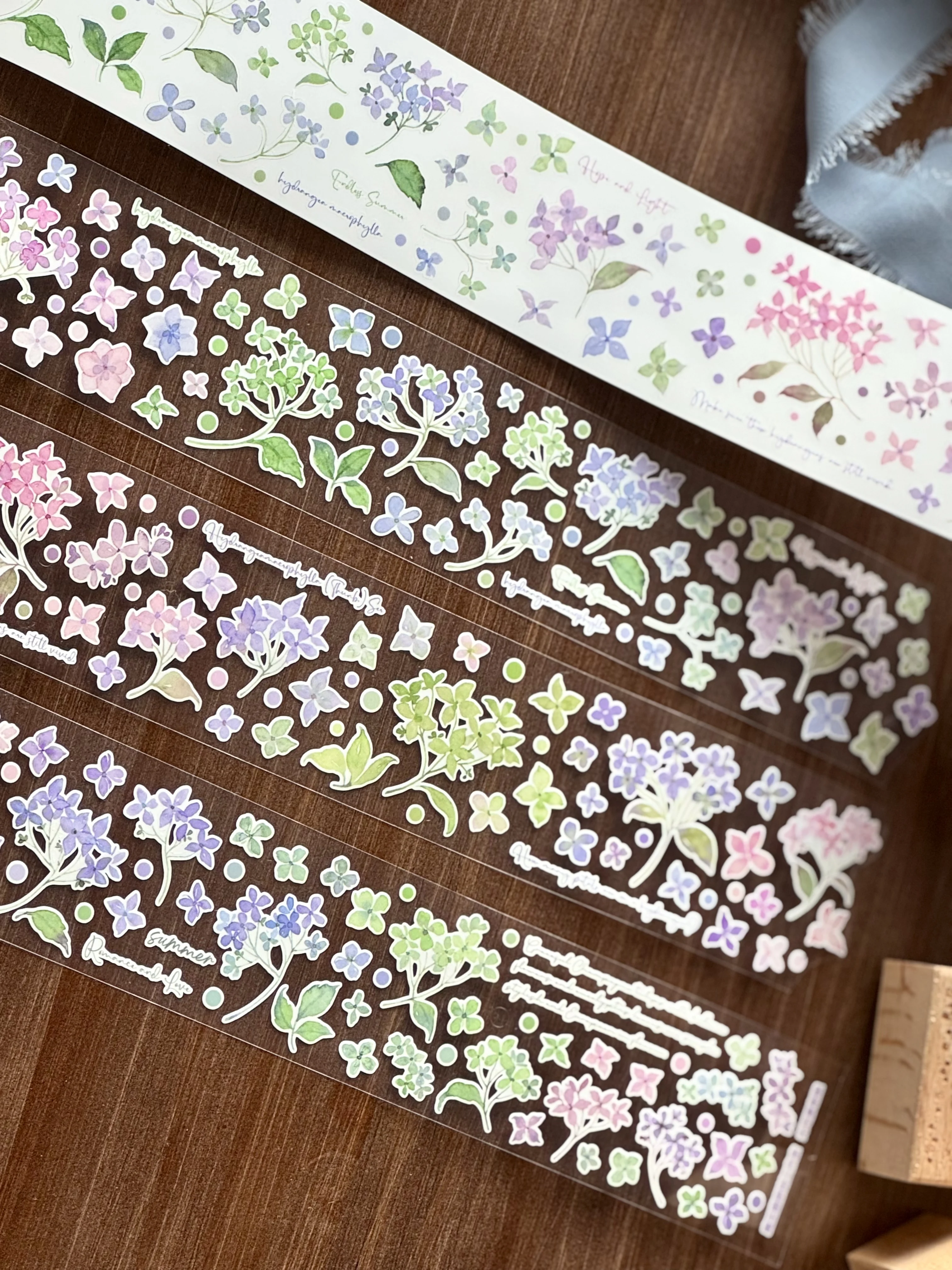Glitter Sand Cutting Film Sticker Roll Watercolor Style Light Retro Flower Arrow Cloud Salt Series
Glitter Sand Cutting Film Sticker Roll Watercolor Style Light Retro Flower Arrow Cloud Salt Series