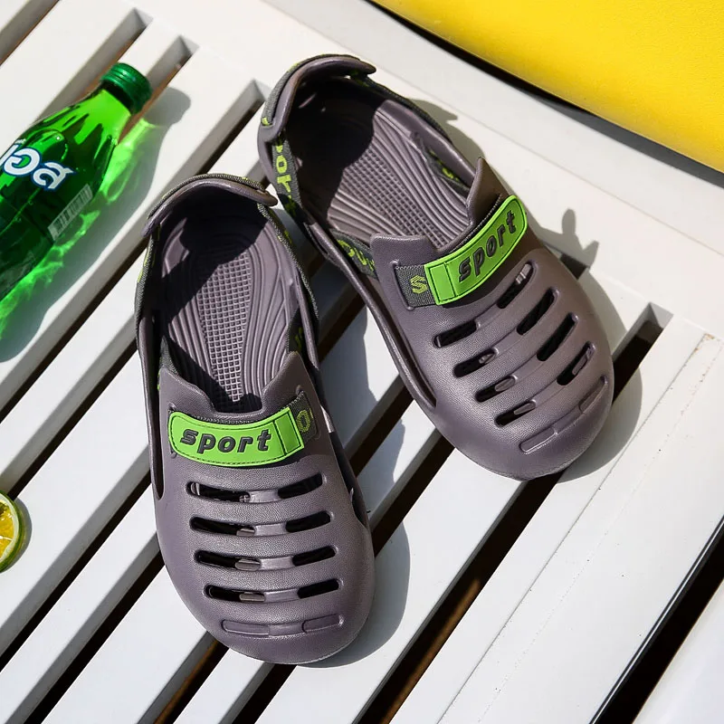 2023 New Summer Original Slippers Men's Sandals Flat Beach Shoes Large Size Plain Leather Casual Shoes Men's Non-slip Slippers
2023 New Summer Original Slippers Men's Sandals Flat Beach Shoes Large Size Plain Leather Casual Shoes Men's Non-slip Slippers
