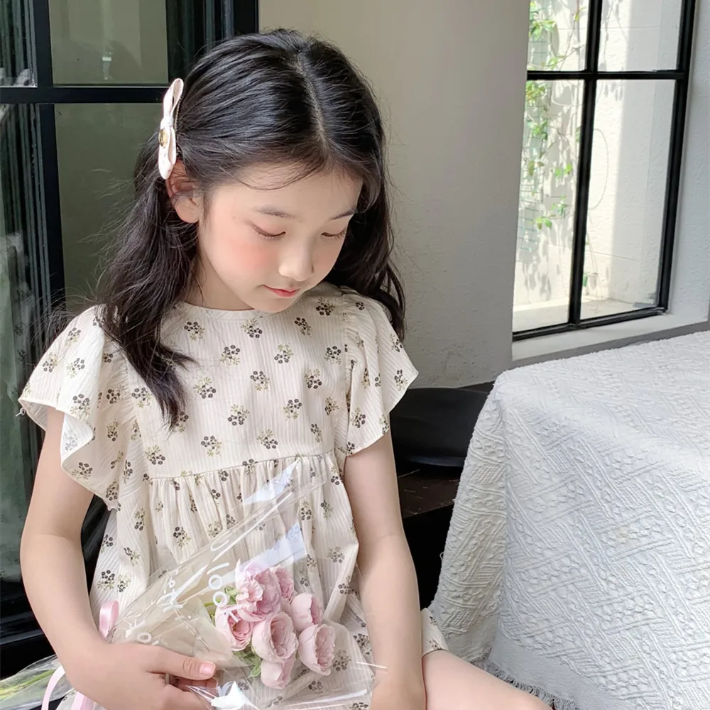 kids clothes girls tops Comfortable cotton elegant floral pattern t-shirt Flying sleeve girls summer top teen girl clothes
kids clothes girls tops Comfortable cotton elegant floral pattern t-shirt Flying sleeve girls summer top teen girl clothes