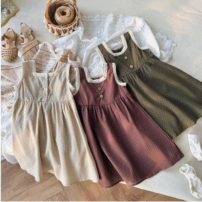 2025 Summer New Forest Vintage Lace Edge Girls' Dress Korean Edition Polka Dot Sleeveless Tank Top Skirt Children's Skirt
2025 Summer New Forest Vintage Lace Edge Girls' Dress Korean Edition Polka Dot Sleeveless Tank Top Skirt Children's Skirt