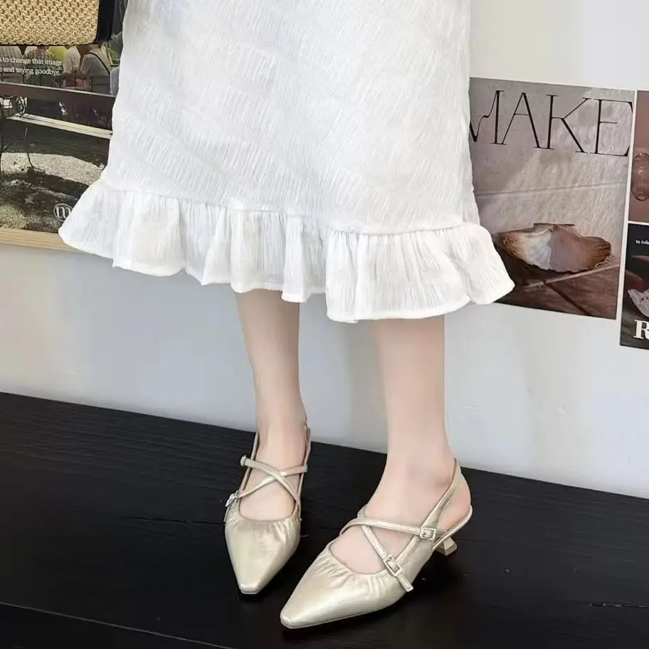 2026 Summer Women Shoes Dress Elegant Ladies Office Summer Cap Back Empty Party Shoes Artistic Vintage
2026 Summer Women Shoes Dress Elegant Ladies Office Summer Cap Back Empty Party Shoes Artistic Vintage