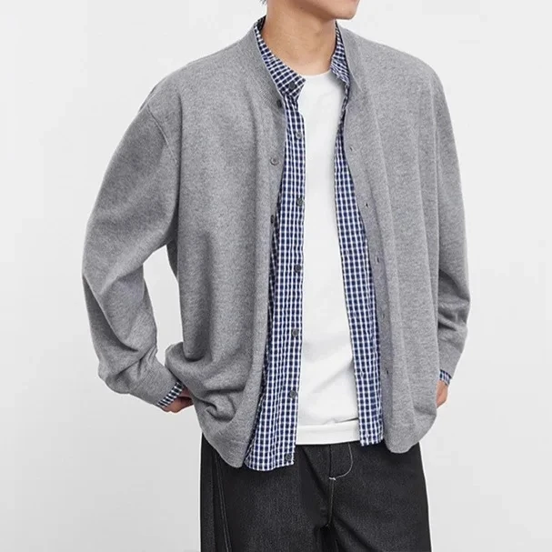 2025 Autumn Winter New Two Piece Gray Plaid Patchwork Cardigan Men Trendy Street Cool Loose Casual Sweater
2025 Autumn Winter New Two Piece Gray Plaid Patchwork Cardigan Men Trendy Street Cool Loose Casual Sweater
