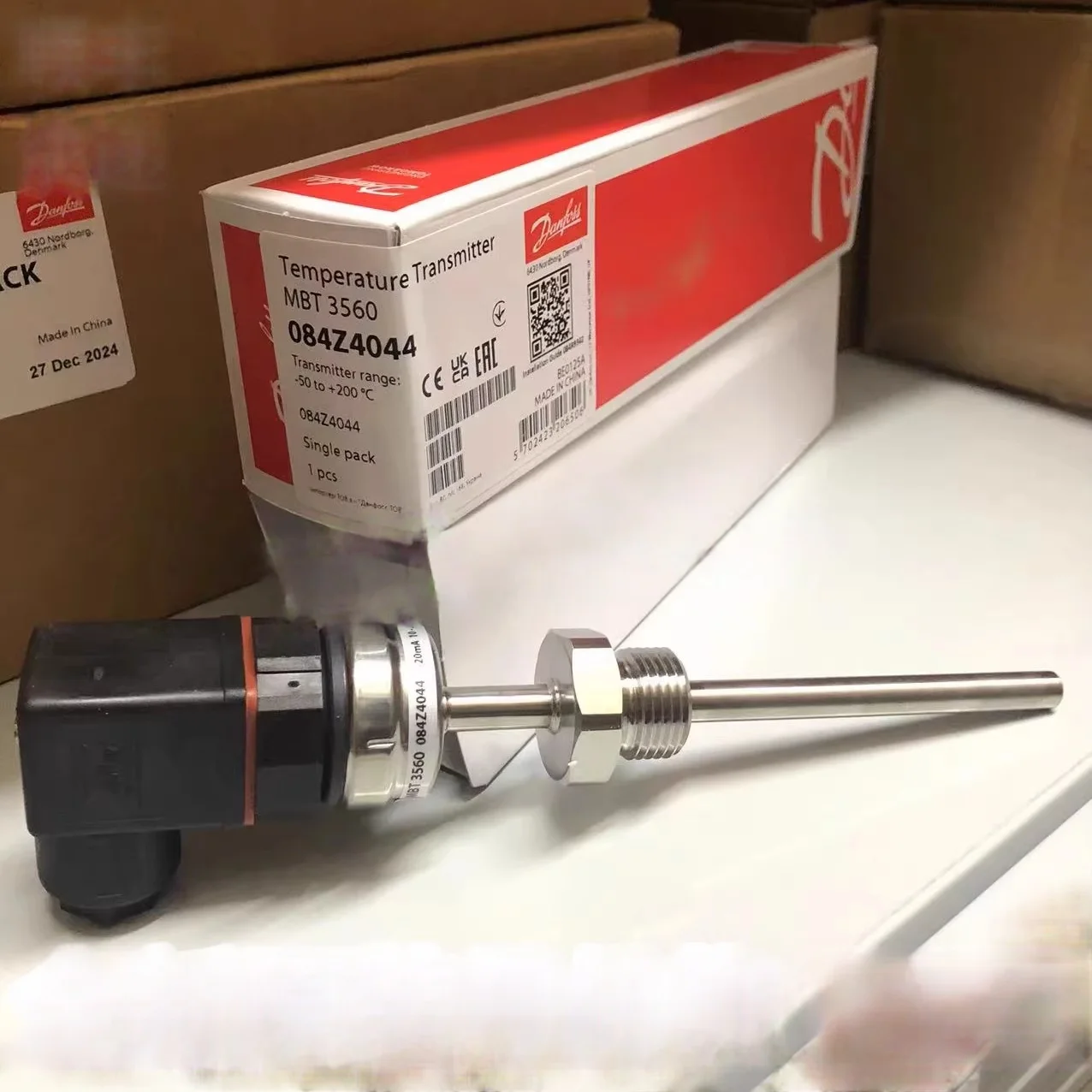 New for Danfoss sensor MBT3560 (084Z4036) (084Z4044)MBT3560 (084Z4059) (084Z4030) (084Z4070) (084Z4050) (084Z4141)
New for Danfoss sensor MBT3560 (084Z4036) (084Z4044)MBT3560 (084Z4059) (084Z4030) (084Z4070) (084Z4050) (084Z4141)