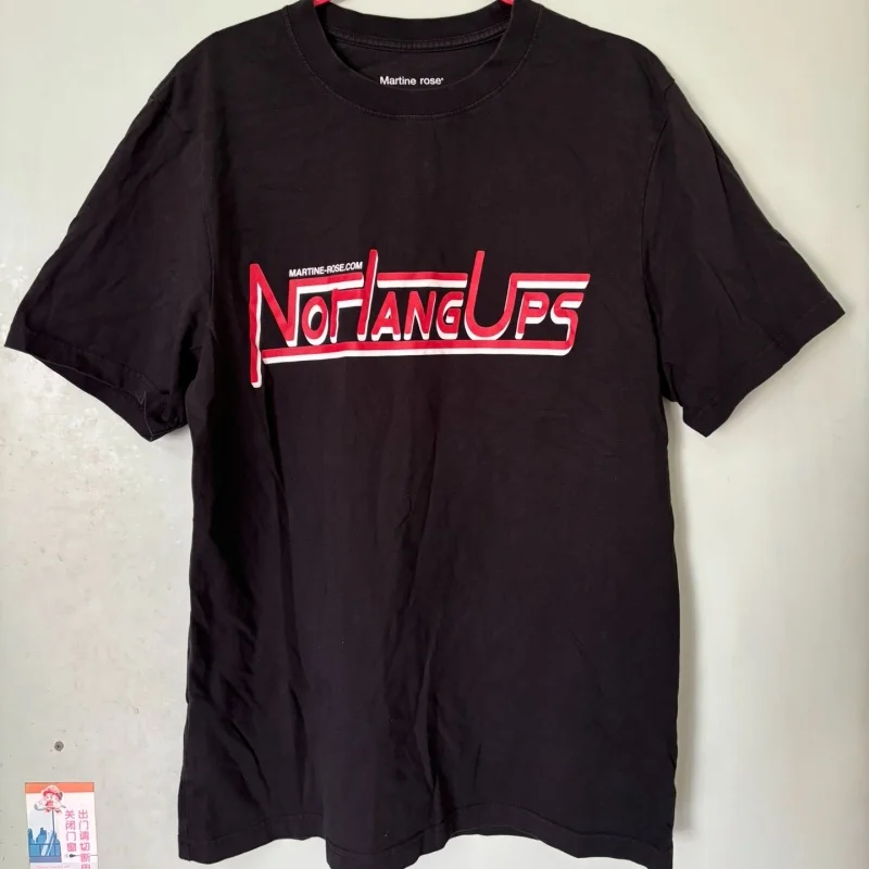 Simple Black Martine Rose T-shirt Casual Loose Letter Printed Men Women Top Tee Sports Breathable Short Sleeved T-shirt
Simple Black Martine Rose T-shirt Casual Loose Letter Printed Men Women Top Tee Sports Breathable Short Sleeved T-shirt