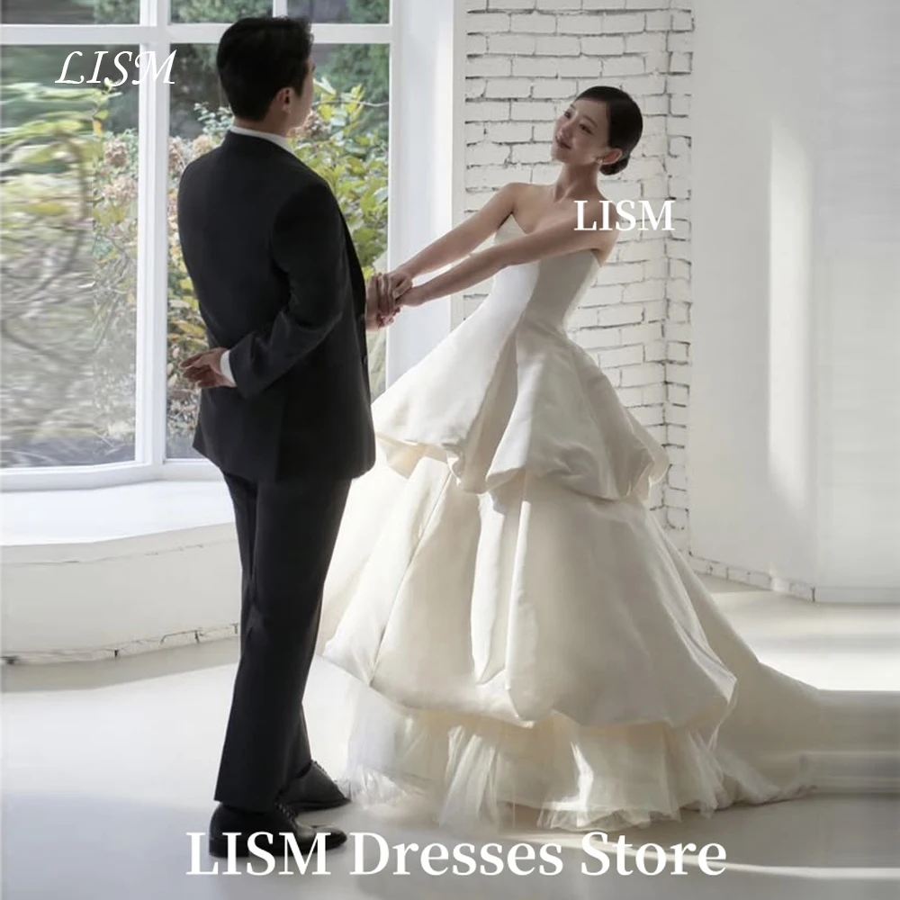 LISM Sweetheart Tiered A-Line Korea Wedding Dresses Silk Satin Long Elegant Bridal Dresses Photo Shoot 웨딩드레스 Customized Corsets
LISM Sweetheart Tiered A-Line Korea Wedding Dresses Silk Satin Long Elegant Bridal Dresses Photo Shoot 웨딩드레스 Customized Corsets