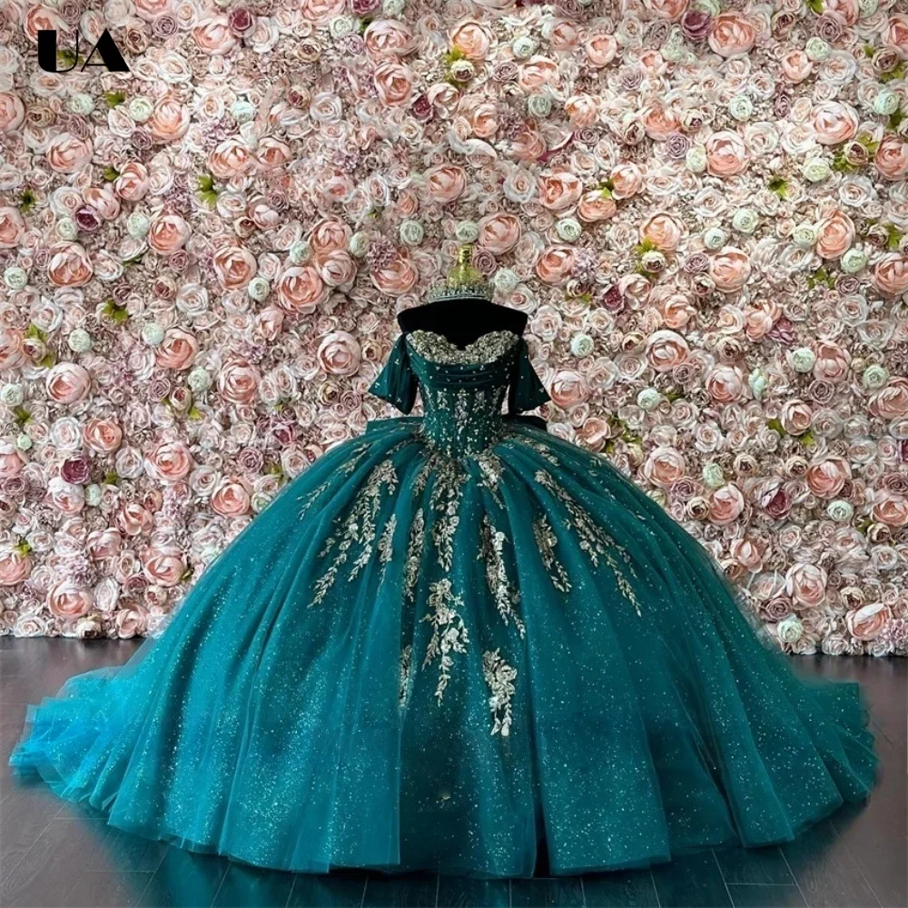 Customized A-line Off-the-shoulder Sweet 15 Dress Exquisite Handcrafted Applique Quinceanera Dress Princess Style Mesh Ball Gown
Customized A-line Off-the-shoulder Sweet 15 Dress Exquisite Handcrafted Applique Quinceanera Dress Princess Style Mesh Ball Gown