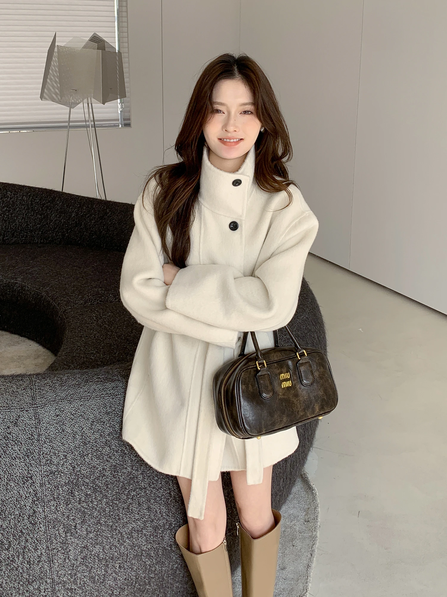 MI White ort Double-Faced Woolen Coat Women's 2024 Winter Small Size Ele Feel Commute Sle Regular Sve Length
MI White ort Double-Faced Woolen Coat Women's 2024 Winter Small Size Ele Feel Commute Sle Regular Sve Length
