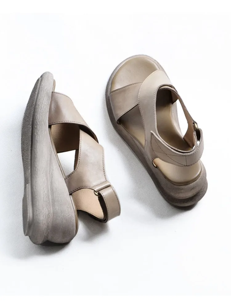 Handmade Roman Style Leather Sandals Women Casual Thin Toe Cowhide Sandals Heightening Slope Heel Summer New Style
Handmade Roman Style Leather Sandals Women Casual Thin Toe Cowhide Sandals Heightening Slope Heel Summer New Style