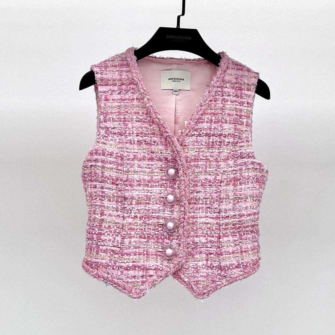 New Pink Plaid Wool Tweed Vest Women Y2k Small Fragrant Cropped Vest V-neck Sleeveless Short Women's Vest
New Pink Plaid Wool Tweed Vest Women Y2k Small Fragrant Cropped Vest V-neck Sleeveless Short Women's Vest