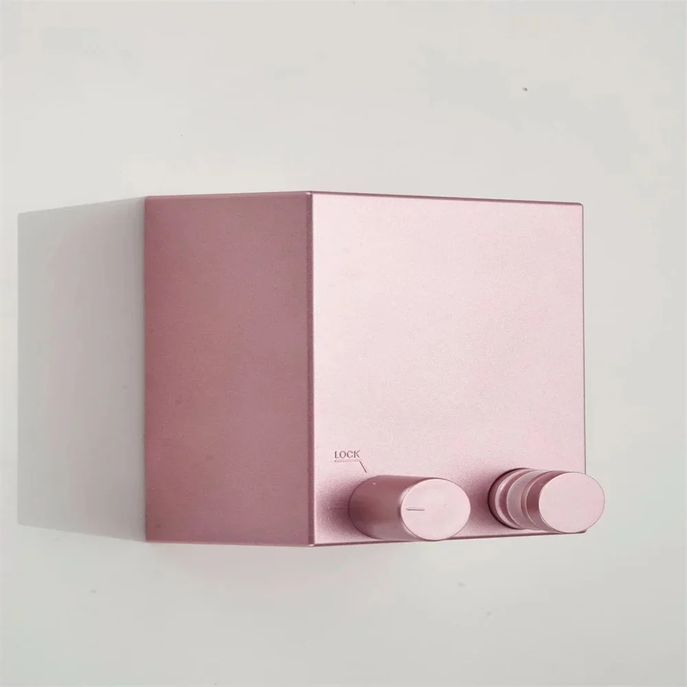 Japanese clothes drying single rope 4.2 wire rope square can hide retractable pink clothes hanger
Japanese clothes drying single rope 4.2 wire rope square can hide retractable pink clothes hanger