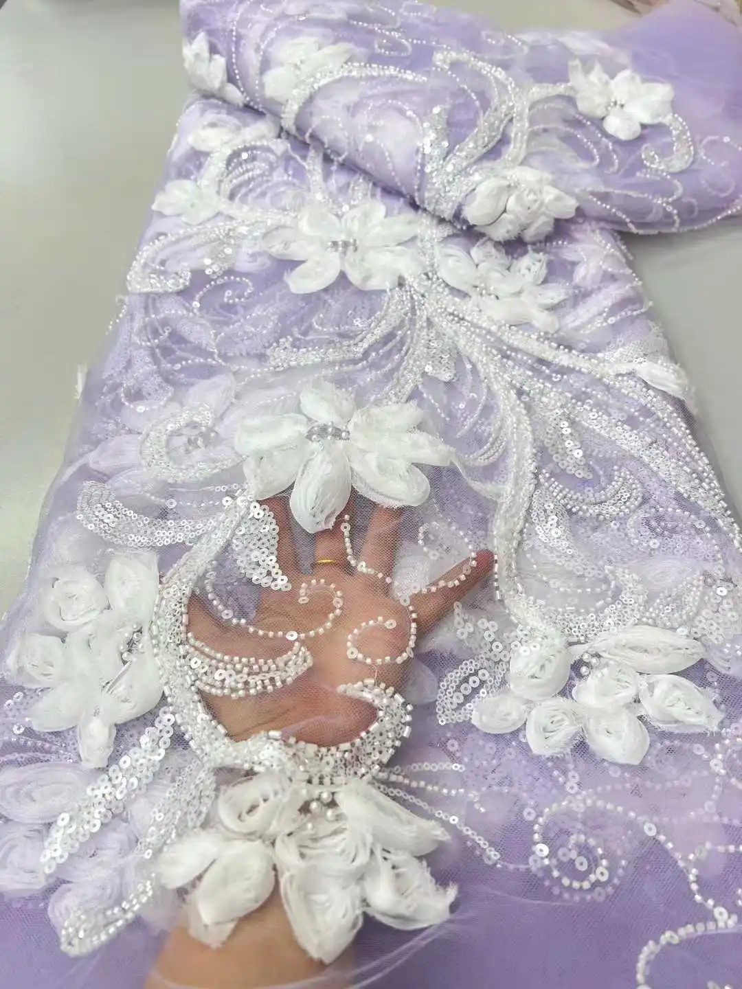 Latest African 3D Lace Fabric High Quality Embroidery French Mesh Lace Fabric With Sequins Groom Nigerian Tulle Lace For Party
Latest African 3D Lace Fabric High Quality Embroidery French Mesh Lace Fabric With Sequins Groom Nigerian Tulle Lace For Party