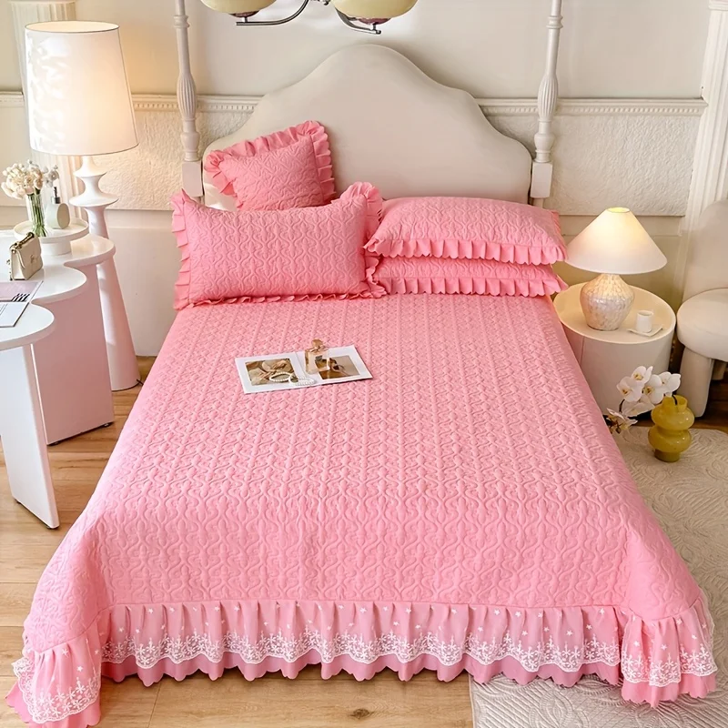 A 3pcs Bedspread Set in French Princess Style, Including One Bedspread And Two Pillowcases (Pillow Inserts Not Included), Perfec
A 3pcs Bedspread Set in French Princess Style, Including One Bedspread And Two Pillowcases (Pillow Inserts Not Included), Perfec