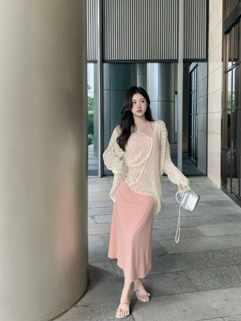 Kumikumi Summer Women's Loose Sun Protection Cover up Dress Two Piece Set Pure Color Sexy Neck Hanging Gown Gentle Wind Style
Kumikumi Summer Women's Loose Sun Protection Cover up Dress Two Piece Set Pure Color Sexy Neck Hanging Gown Gentle Wind Style