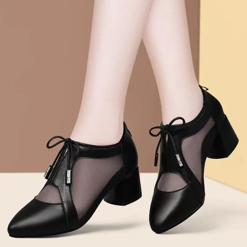 Fashion Botas Femininas Women Classic Pointed Toe Mesh Breathable Spring/Summer Ankle Boots Lady Fashion Ankle Square Heel Shoes
Fashion Botas Femininas Women Classic Pointed Toe Mesh Breathable Spring/Summer Ankle Boots Lady Fashion Ankle Square Heel Shoes