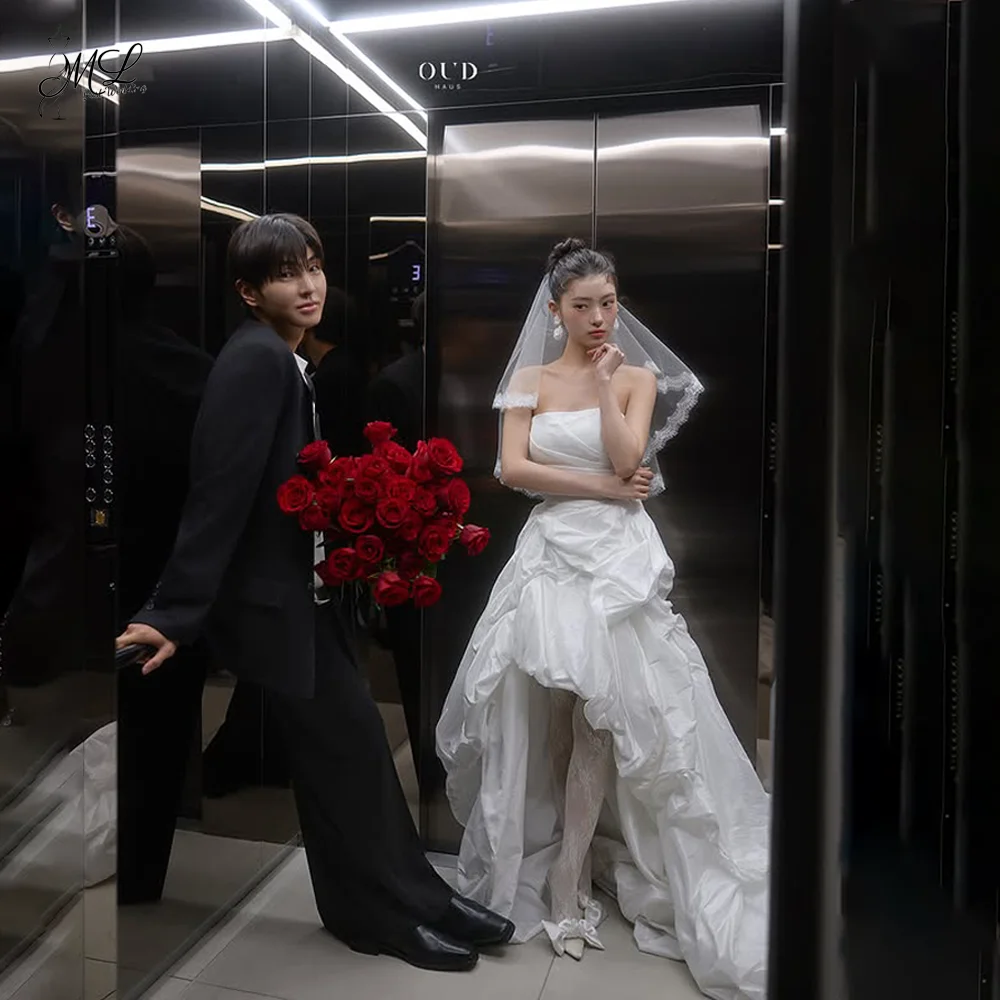 ML Dulcet High Low Wedding Party Dress Sleeveless A-line Ivory Taffeta Korean Photo Shoot Bridal Reception Gown Customized 2026
ML Dulcet High Low Wedding Party Dress Sleeveless A-line Ivory Taffeta Korean Photo Shoot Bridal Reception Gown Customized 2026