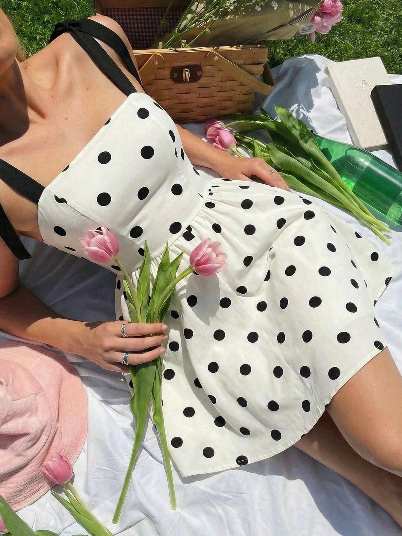 Polka Dot Backless Tie-Up Bowknot Dress For Women Spring Summer Party Date
Polka Dot Backless Tie-Up Bowknot Dress For Women Spring Summer Party Date