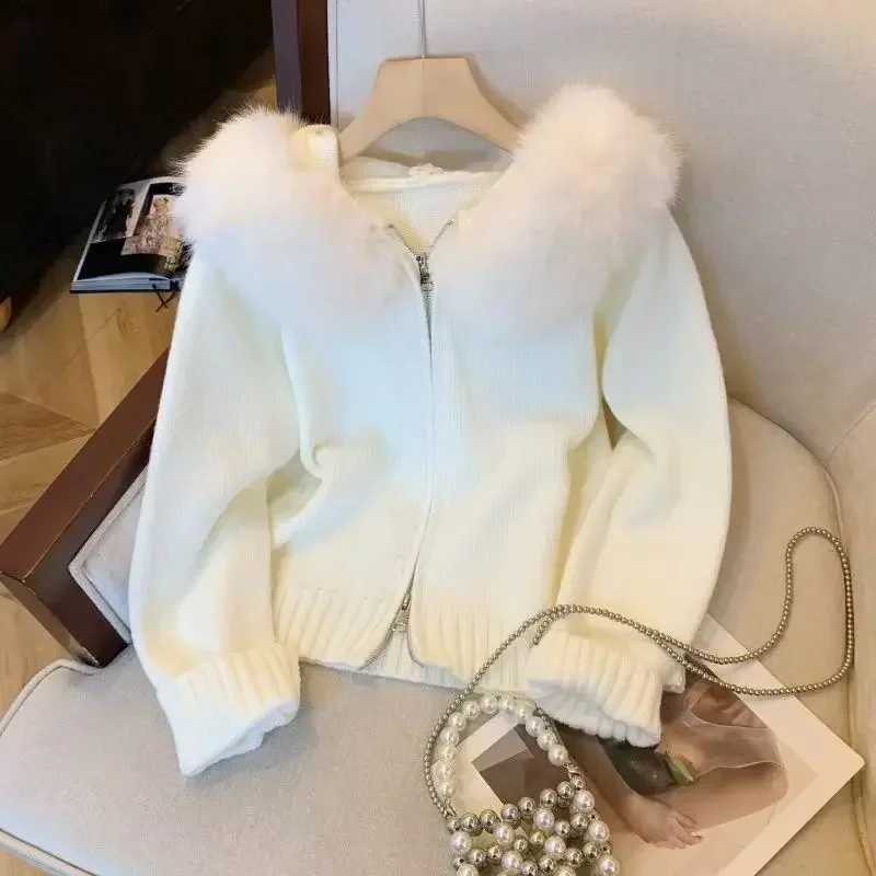 2025Korean Double Zipper Knitted Cardigan Women Commute Loose Fur Collar Solid Coat Cropped Cardigan Casual Jacket Autumn Winter
2025Korean Double Zipper Knitted Cardigan Women Commute Loose Fur Collar Solid Coat Cropped Cardigan Casual Jacket Autumn Winter