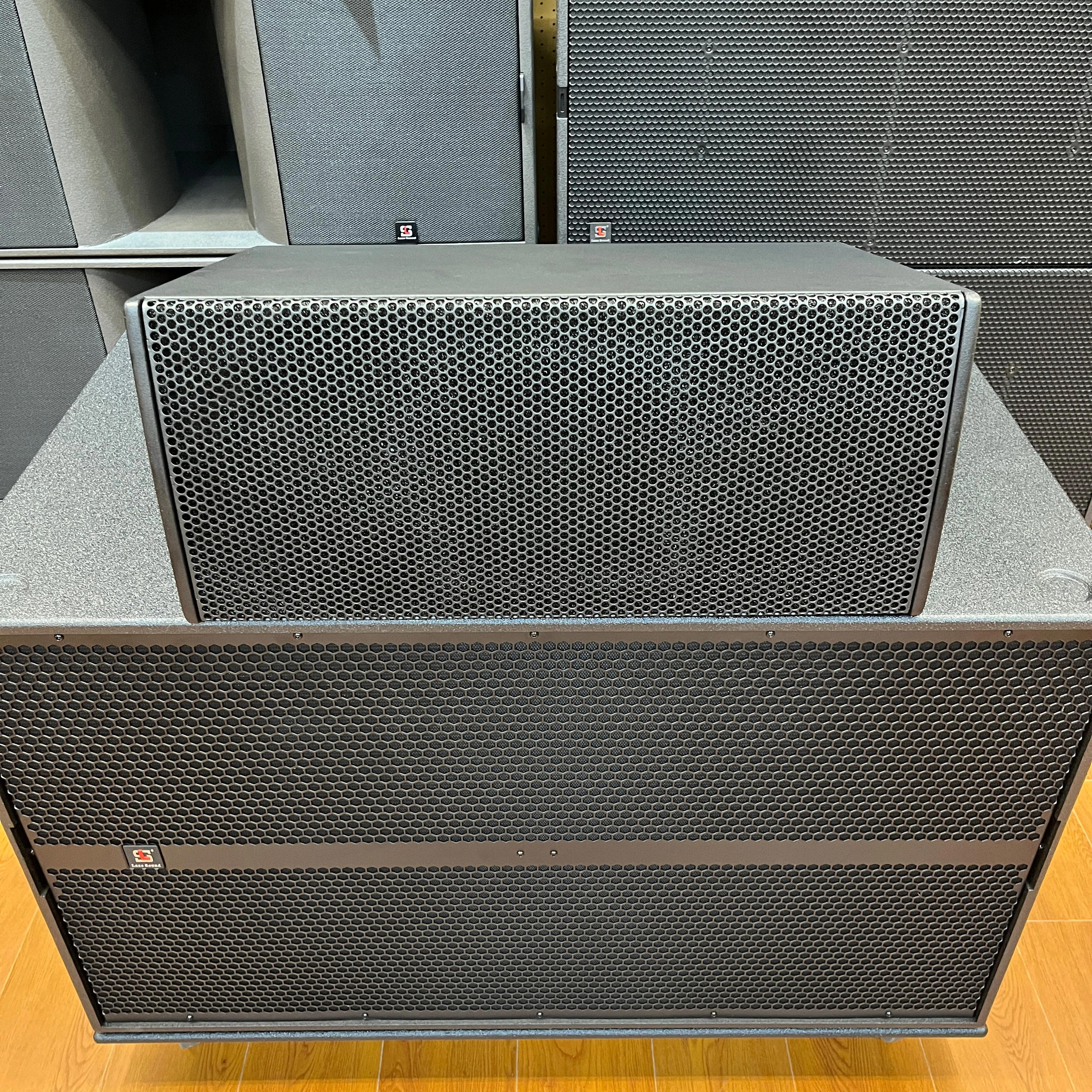3-way Passive Point Source Loudspeaker Pa System Speaker Professional Line Array Speaker System
3-way Passive Point Source Loudspeaker Pa System Speaker Professional Line Array Speaker System
