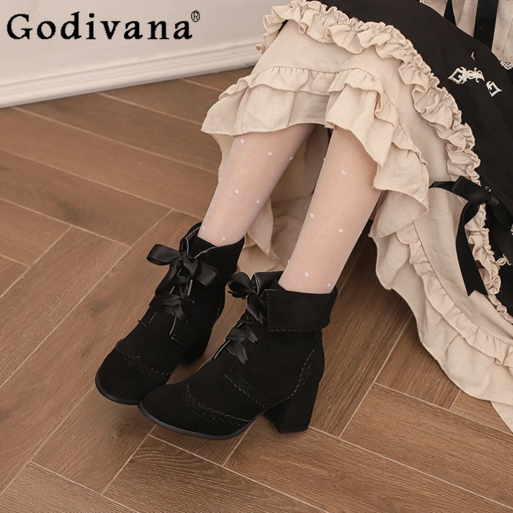 Black Autumn and Winter Thick Heel Boots Lolita High Heels Elegant Sweet Princess Womens Boots Shoes
Black Autumn and Winter Thick Heel Boots Lolita High Heels Elegant Sweet Princess Womens Boots Shoes