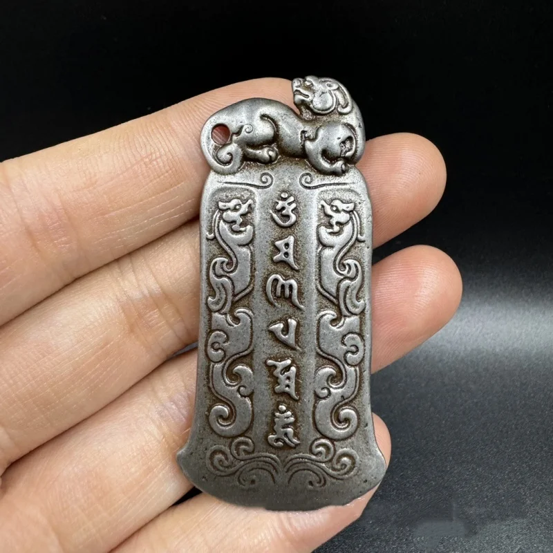 Nepalese Tibetan style Tibetan plaques double pestle square fapai hanging decoration retro decoration exquisite handicraft
Nepalese Tibetan style Tibetan plaques double pestle square fapai hanging decoration retro decoration exquisite handicraft