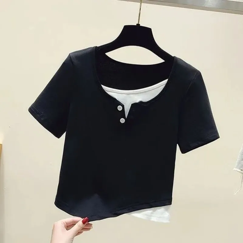 Simplicity Korean Spliced Fake Two-piece Summer New Women's Round Neck Short Sleeve Loose Irregular Button Pullover T-shirt Tops
Simplicity Korean Spliced Fake Two-piece Summer New Women's Round Neck Short Sleeve Loose Irregular Button Pullover T-shirt Tops