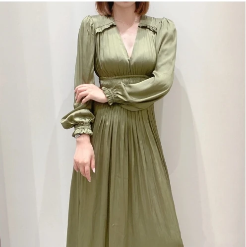 New Arrivals Green Satin Dress For Women Korean Fashion Vintage With V Neck Elegant Evening Dresses
New Arrivals Green Satin Dress For Women Korean Fashion Vintage With V Neck Elegant Evening Dresses