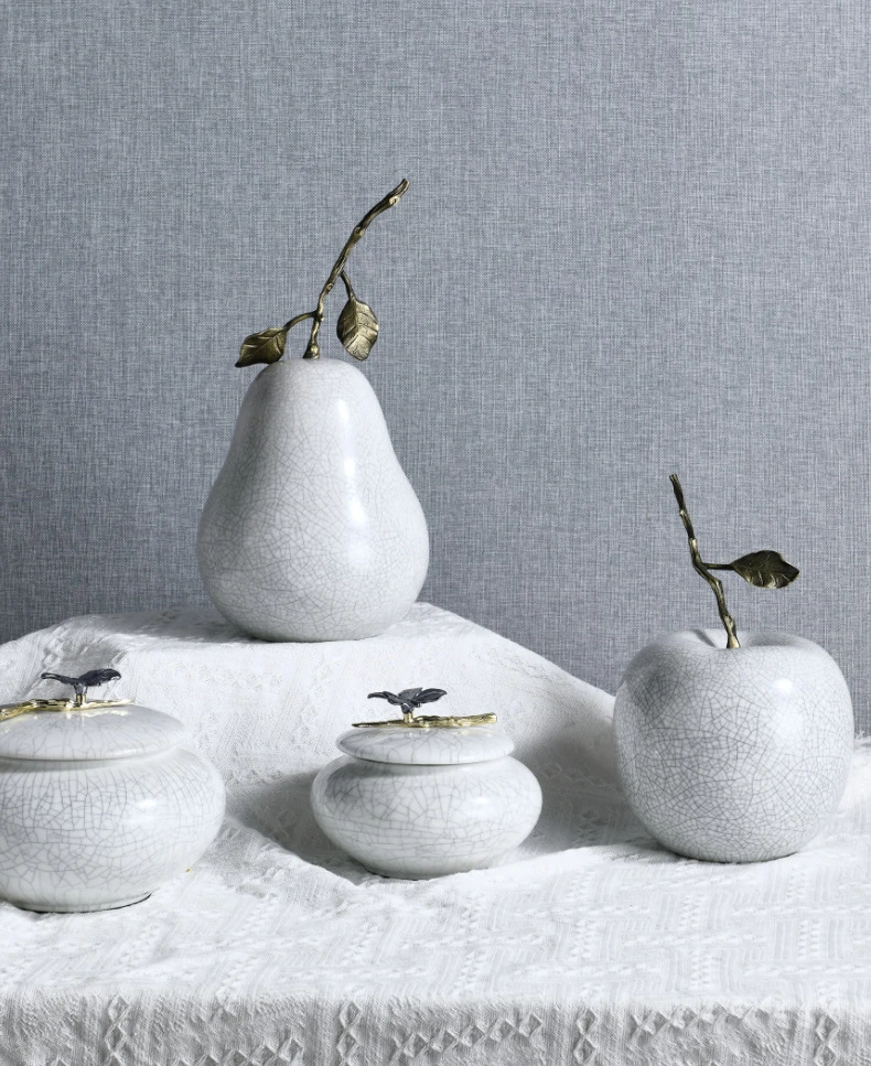 &c Modern Light Luxury New Chinese Style Ice Cracked Ceramic Apple and Pear Minimalist Tabletop Ornament Other Home Decor
&c Modern Light Luxury New Chinese Style Ice Cracked Ceramic Apple and Pear Minimalist Tabletop Ornament Other Home Decor