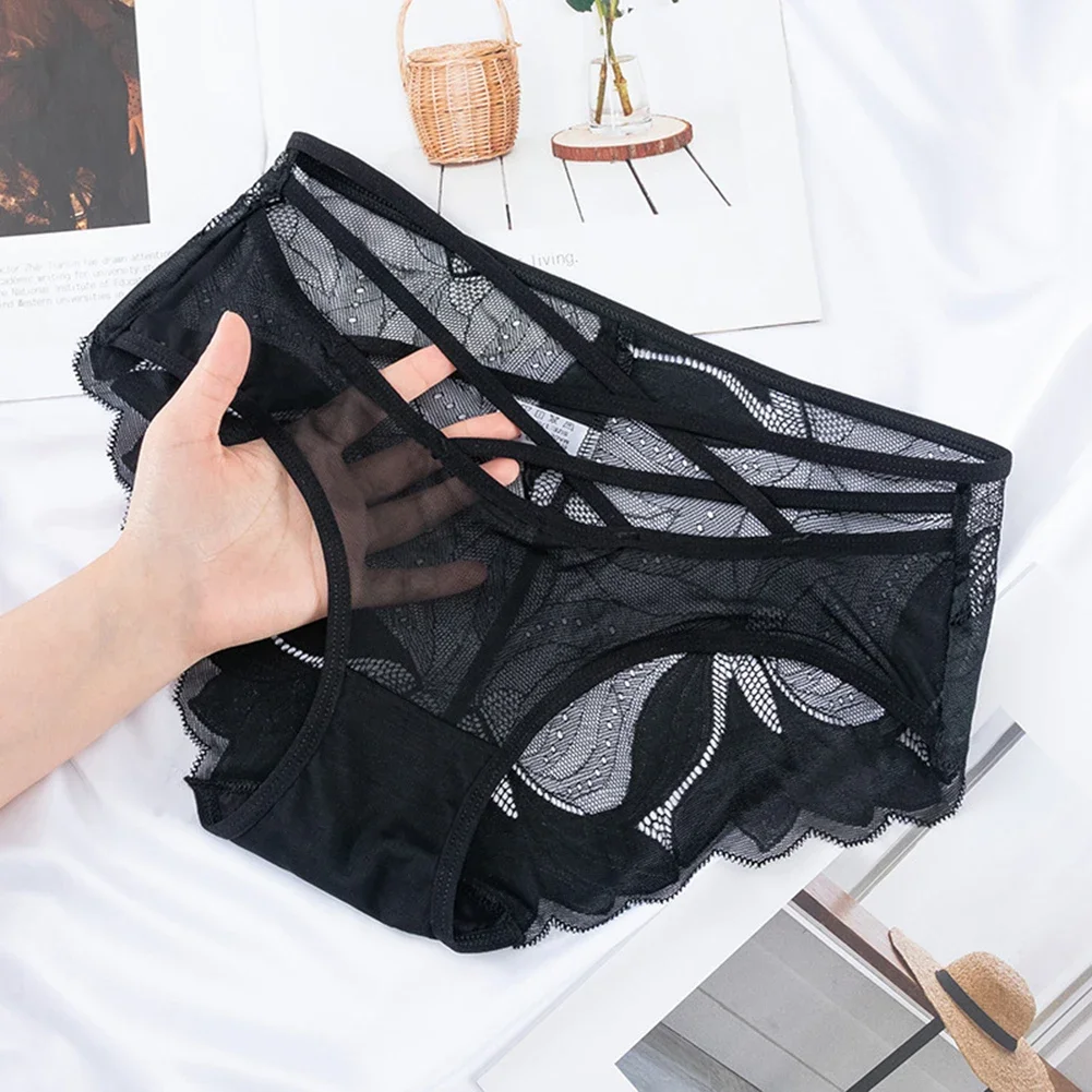 Women's Sexy Lingerie Hot Style Mid-waist Lace Panties Seamless Pure Cotton Crotch Mesh Briefs Girl Underwear Ultra-Thin Knicker
Women's Sexy Lingerie Hot Style Mid-waist Lace Panties Seamless Pure Cotton Crotch Mesh Briefs Girl Underwear Ultra-Thin Knicker